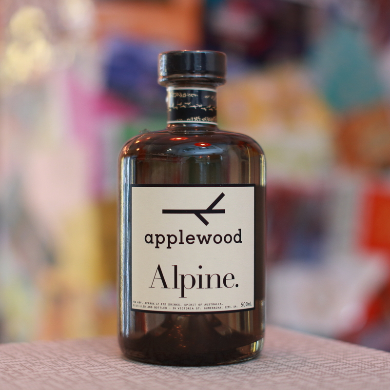 APPLEWOOD alpine gin